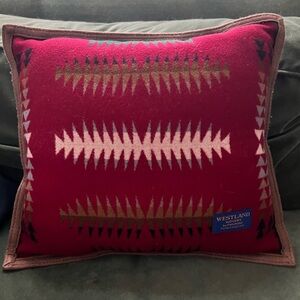 Pendleton Wool Blend Throw Westland Wovens Aztec Southwest 16 by 16”